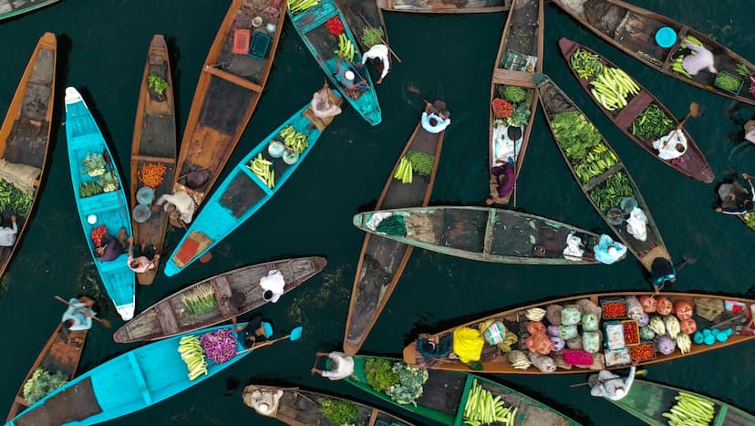 Exploring Local Kashmiri Food, Markets & Handicrafts